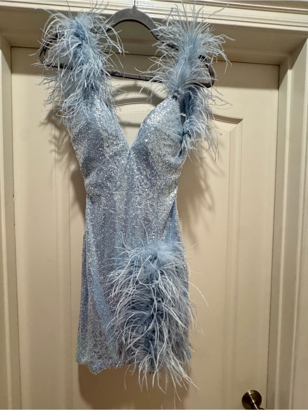 NWT Jovani Sz 00 Sparkling Feather Trim Powder Blue Mini Dress